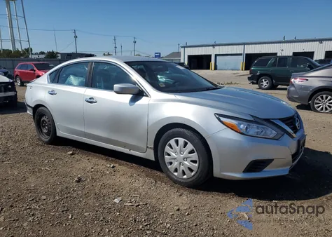 2017 Nissan Altima 2.5 from USA, damaged, VIN 1N4AL3APXHC193959